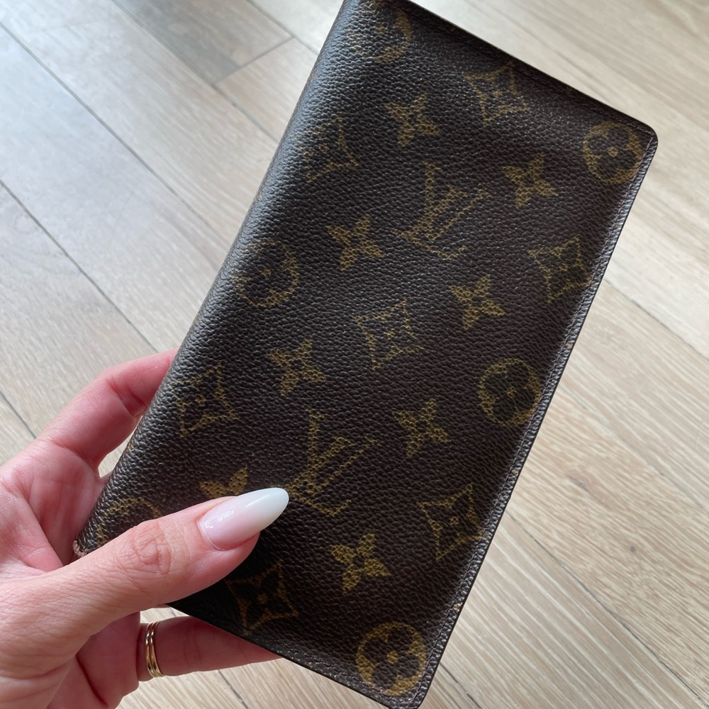Louis Vuitton vintage wallet
